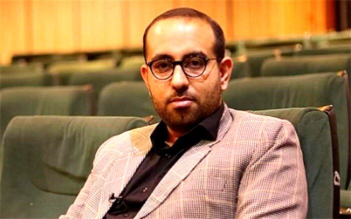 غرب با گزینش بخش‌هایی از تاریخ به دنبال رقم زدن استعماری جدید است