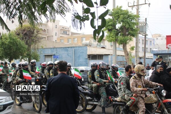 تجدید میثاق با شهدا در بوشهر