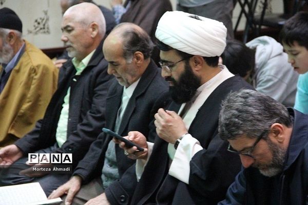 برگزاری مراسم اعتکاف دانش‌آموزان پسر مدارس شهرری