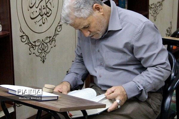برگزاری مراسم اعتکاف دانش‌آموزان پسر مدارس شهرری