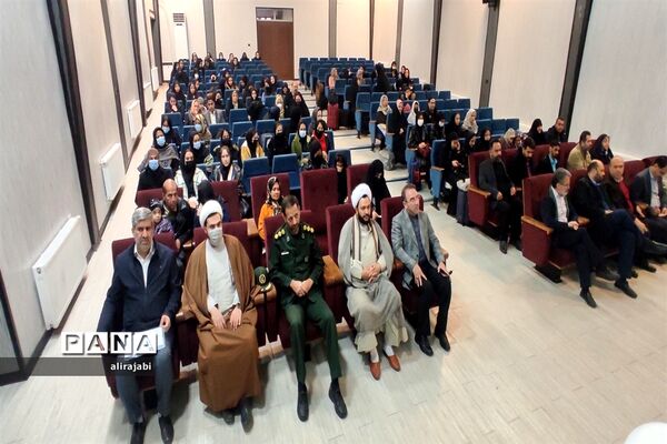 اعزام دانش‌آموزان دختر مدارس منطقه کهریزک به اردوی راهیان نور