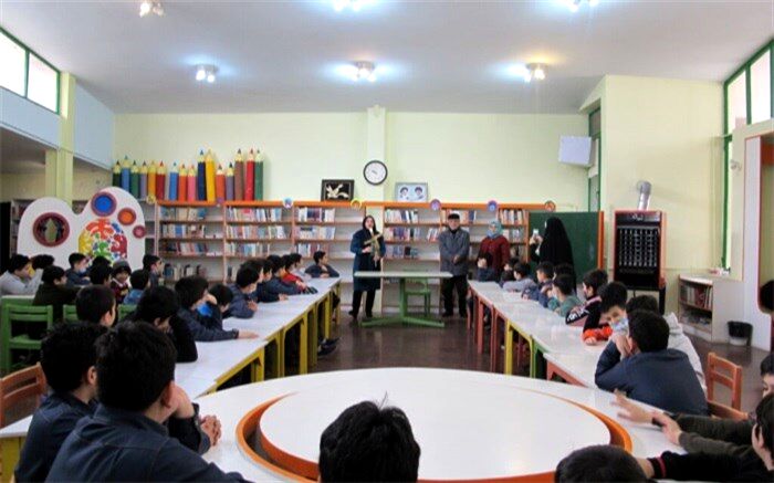 برگزاری نشست‌های علمی تخصصی کانون پرورش فکری کودکان و نوجوانان همزمان با دهه فجر