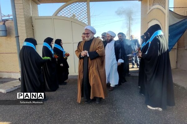 آیین جشن سالگرد پیروزی انقلاب اسلامی در دبیرستان حضرت خدیجه(س) جعفرآباد
