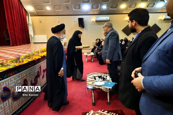 برگزاری بیست و نهمین اجلاس نماز در کانون فرهنگی تربیتی سمیه در شهرری
