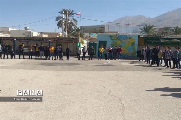 برگزاری دوره آموزشی آتش نشانی در مدارس جهرم