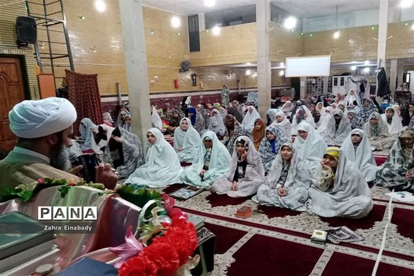 اعتکاف دانش‌آموزی  ویژه دختران در ملارد