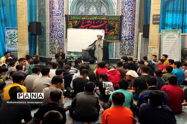 دومین روز اعتکاف دانش‌‌‌آموزان پسر در مسجد جوادالائمه صفادشت