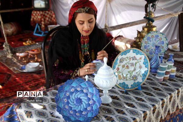 برگزاری جشنواره سنتی محلی در دبستان امام حسین(ع) شهرستان بهبهان