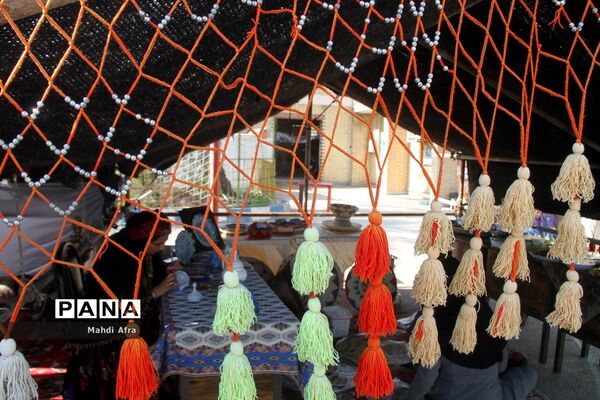 برگزاری جشنواره سنتی محلی در دبستان امام حسین(ع) شهرستان بهبهان