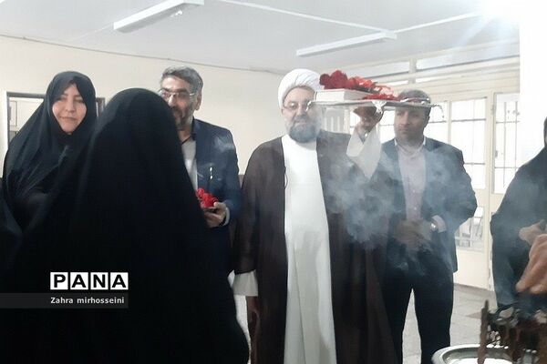 مراسم بدرقه اردوی راهیان نور در قیامدشت