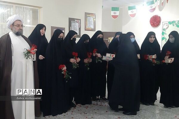 مراسم بدرقه اردوی راهیان نور در قیامدشت