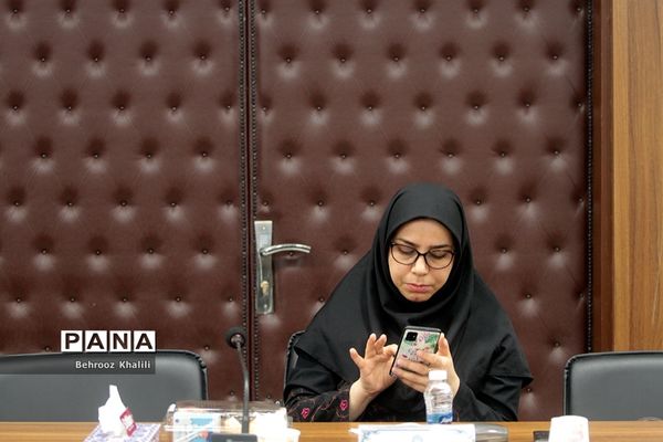 نشست خبری معاون پرورشی و فرهنگی وزیر آموزش و پرورش و رئیس سازمان دانش‌آموزی با اصحاب رسانه