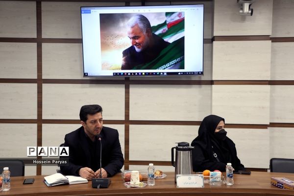 نشست خبری معاون پرورشی و فرهنگی وزیر آموزش و پرورش و رئیس سازمان دانش‌آموزی با اصحاب رسانه