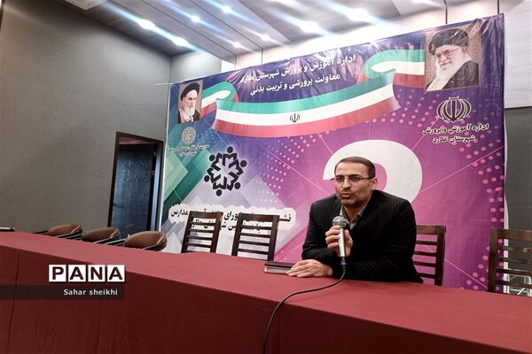 برگزاری نشست پرسش و پاسخ شورای دانش‌آموزی ملارد با مسئولان شهری