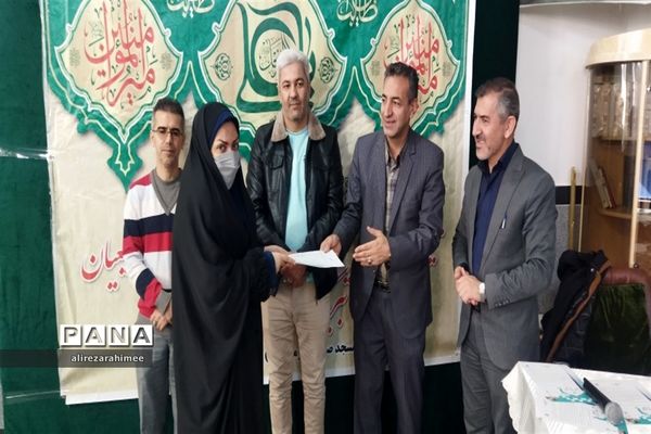 برگزاری ویژه‌برنامه‌ پیش اجلاسیه نماز و محفل انس با قرآن در فیروزکوه