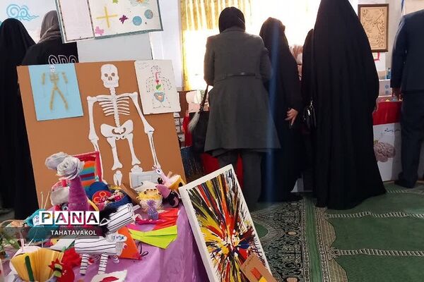افتتاحیه نمایشگاه طرح جابر در دبستان دخترانه ریحانه