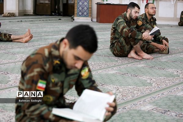 آئین معنوی اعتکاف در دانشگاه افسری امام علی(ع)