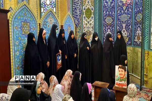 اعتکاف دانش‌آموزان منطقه ۱۲ در مسجد فومنی