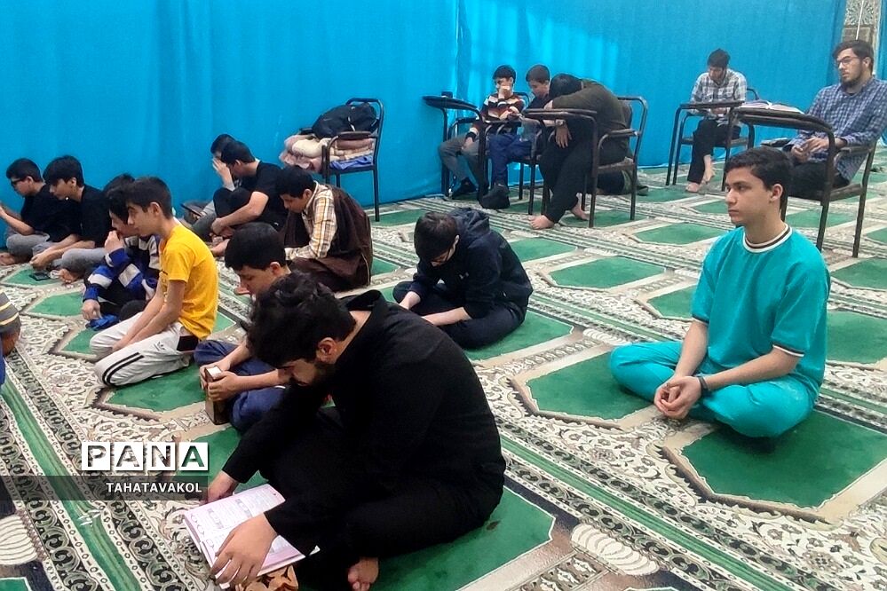 مراسم اعتکاف در مسجد امیرالمومنین (ع) شهرستان پردیس