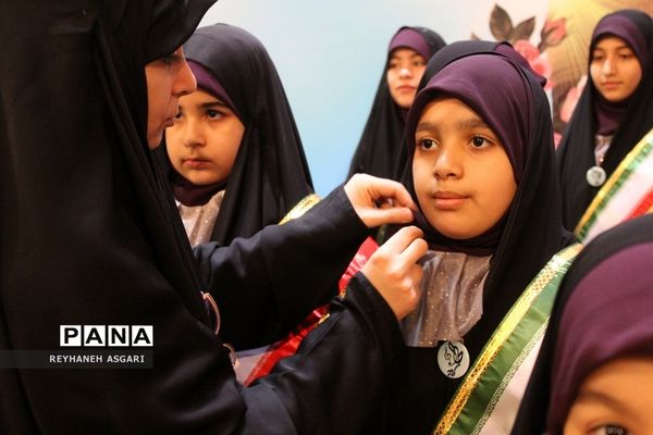 مراسم بدرقه اردوی «زیارت‌‌اولی‌ها» به مقصد مشهد مقدس