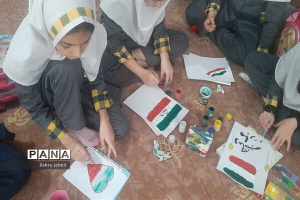 اجرای نقاشی همگانی در دبستان ام البنین خلیفه صفادشت