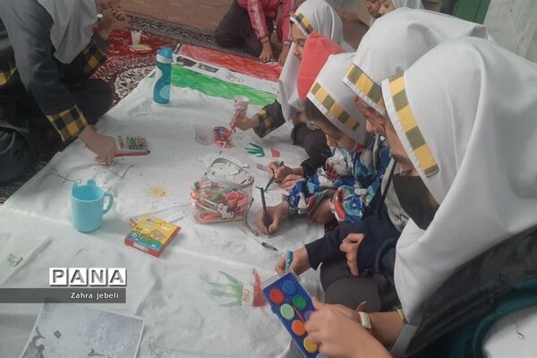 اجرای نقاشی همگانی در دبستان ام البنین خلیفه صفادشت