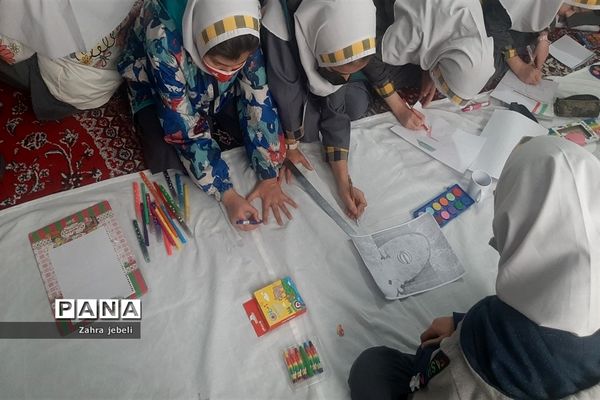 اجرای نقاشی همگانی در دبستان ام البنین خلیفه صفادشت