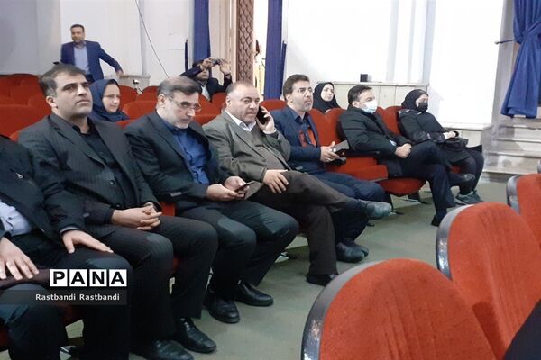 مراسم تجلیل از برگزیدگان پویش ملی ایران سرسبز
