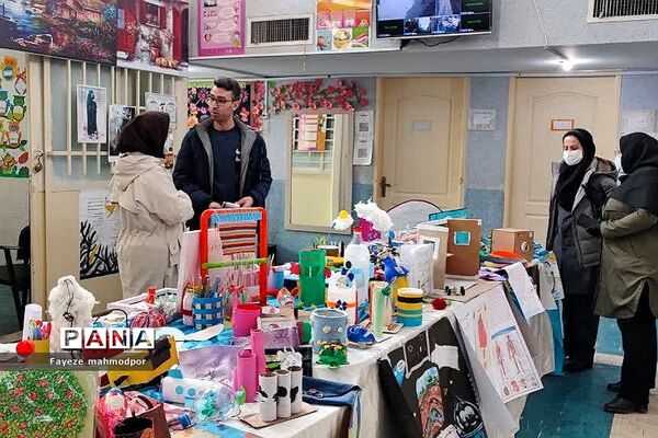 نمایشگاه دست‌سازه‌ها و جابربن‌حیان در مدارس رودهن