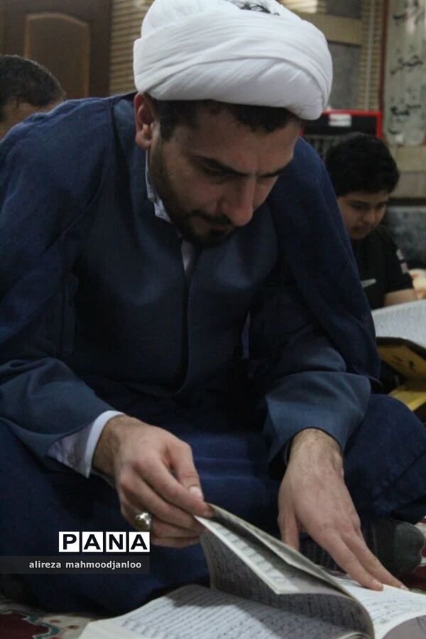 مراسم معنوی اعتکاف در گلوگاه