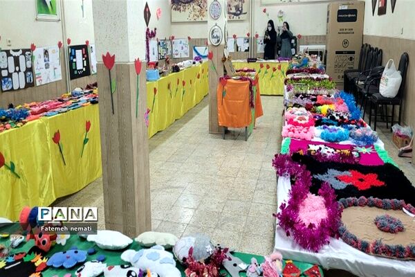برپایی نمایشگاه و بازارچه مدرسه شایستگان ملارد