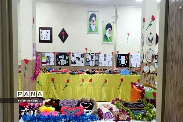 برپایی نمایشگاه و بازارچه مدرسه شایستگان ملارد