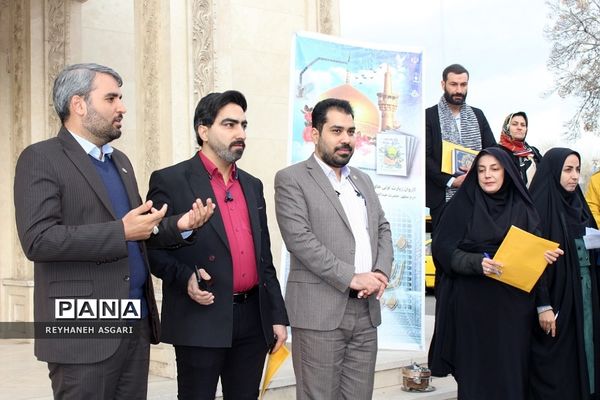 بدرقه دانش‌‌آموزان دختر زیارت‌ اولی شهرستان‌های تهران به سفر مشهد مقدس