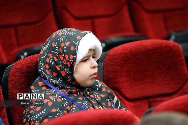 جشن بزرگ «نونهالان گام دوم انقلاب اسلامی»