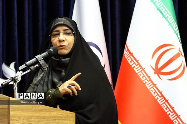 جشن بزرگ «نونهالان گام دوم انقلاب اسلامی»