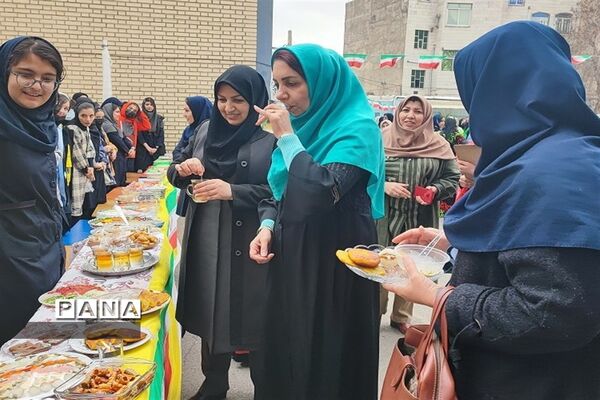 جشنواره غذا  در دبیرستان توحید شهرستان قدس