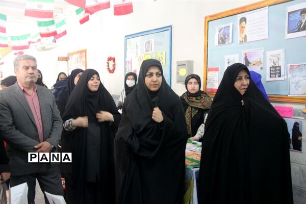نمایشگاه دهه فجر در دبیرستان ابراهیم، ناحیه یک شهرری