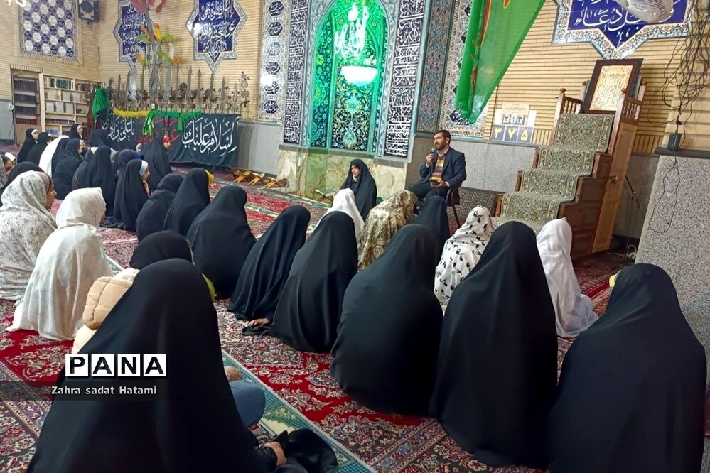 برگزاری اولین دوره اعتکاف دانش‌آموزی در پاکدشت