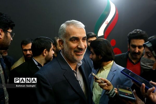نمایشگاه تبیین دستاوردها و پیشرفت‌های انقلاب اسلامی
