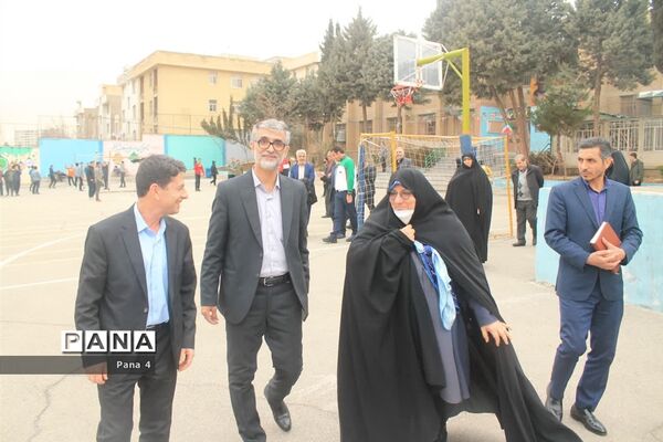 آیین افتتاح زمین چمن دبیرستان پسرانه دوره دوم شاهد مطهری منطقه۴
