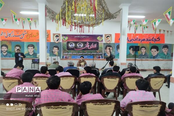 مراسم معنوی لاله‌های روشن در دبیرستان شهیدان نحوی شهرستان بهبهان