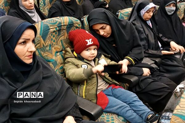 برگزاری نشست امور بانوان و خانواده در کانون فرهنگی پاکدشت