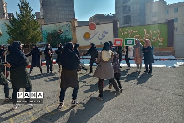 برگزاری المپیاد ورزشی ویژه دهه فجر در هنرستان مبتکران رودهن