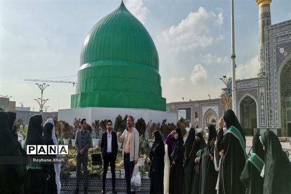 زیارت اولی‌ها در مشهد مقدس