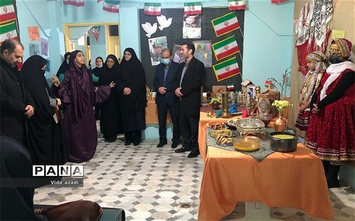 جشنواره آیین‌های« سرزمین من » در دبیرستان دخترانه سما رودهن برگزار شد/فیلم