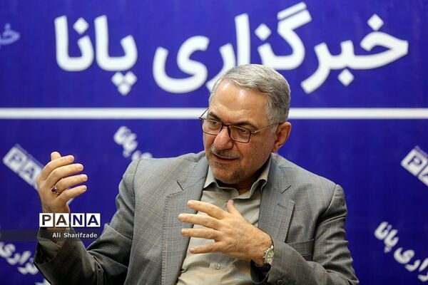 بازدید محمود امانی طهرانی دبیرکل شورای عالی آموزش‌ و پرورش از خبرگزاری پانا