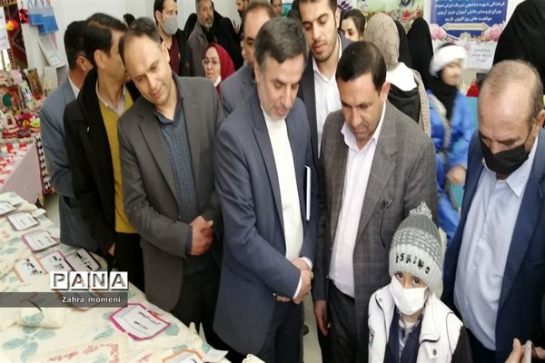 کارگاه آموزشی پیامدهای رویکرد آموزشی و فرهنگی و تربیت تک ساحتی و چند ساحتی در اقلید