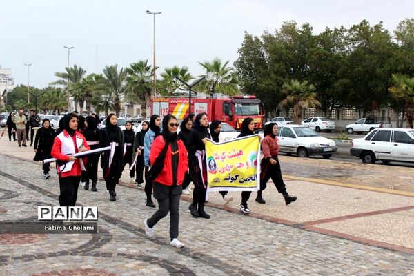 همایش پیاده‌روی خانوادگی صبح و نشاط در بوشهر