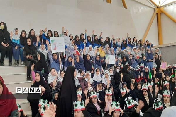 مراسم یاوران انقلاب دختران ناحیه ۷ مشهد