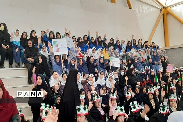 مراسم یاوران انقلاب دختران ناحیه ۷ مشهد